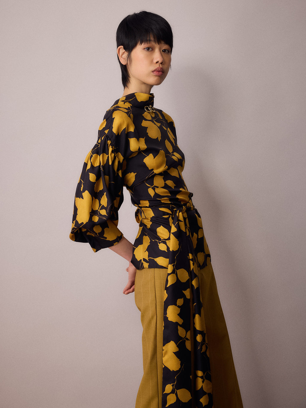 Wren Blouse / Black and Gold Floral