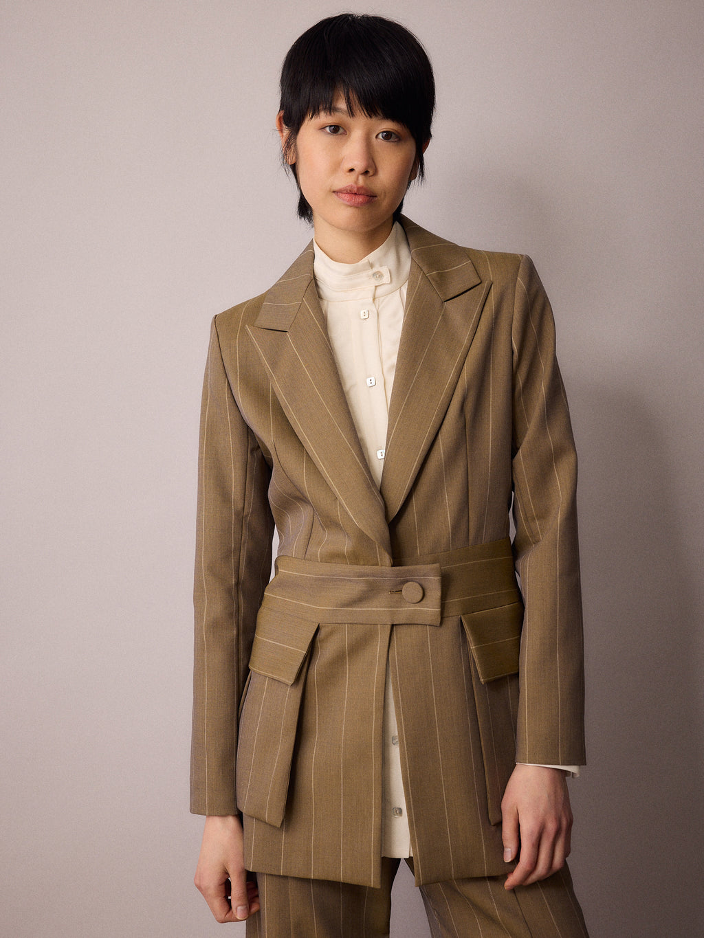Harper Suit Jacket / Sand Pinstripe