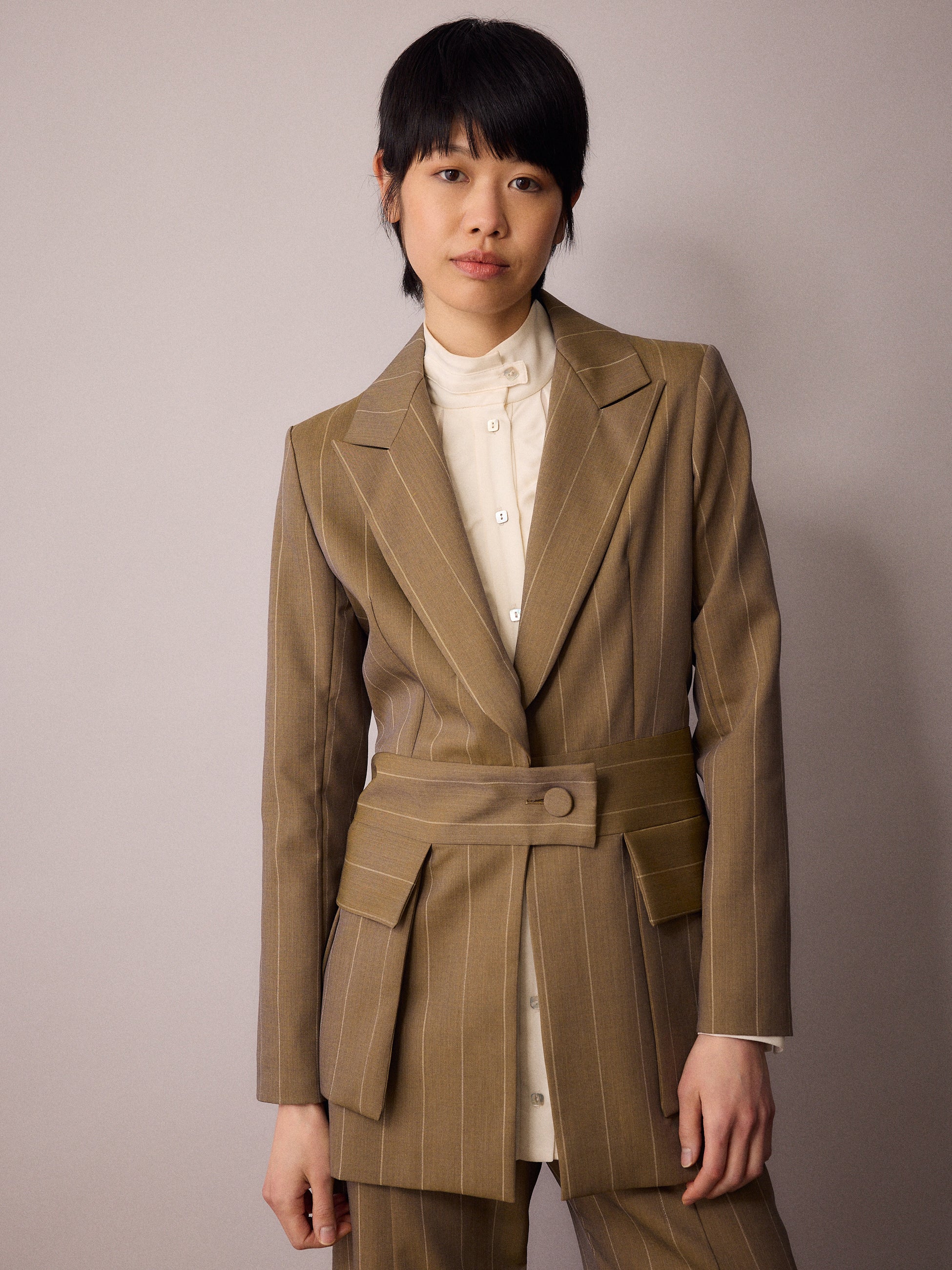 Harper Suit Jacket / Sand Pinstripe
