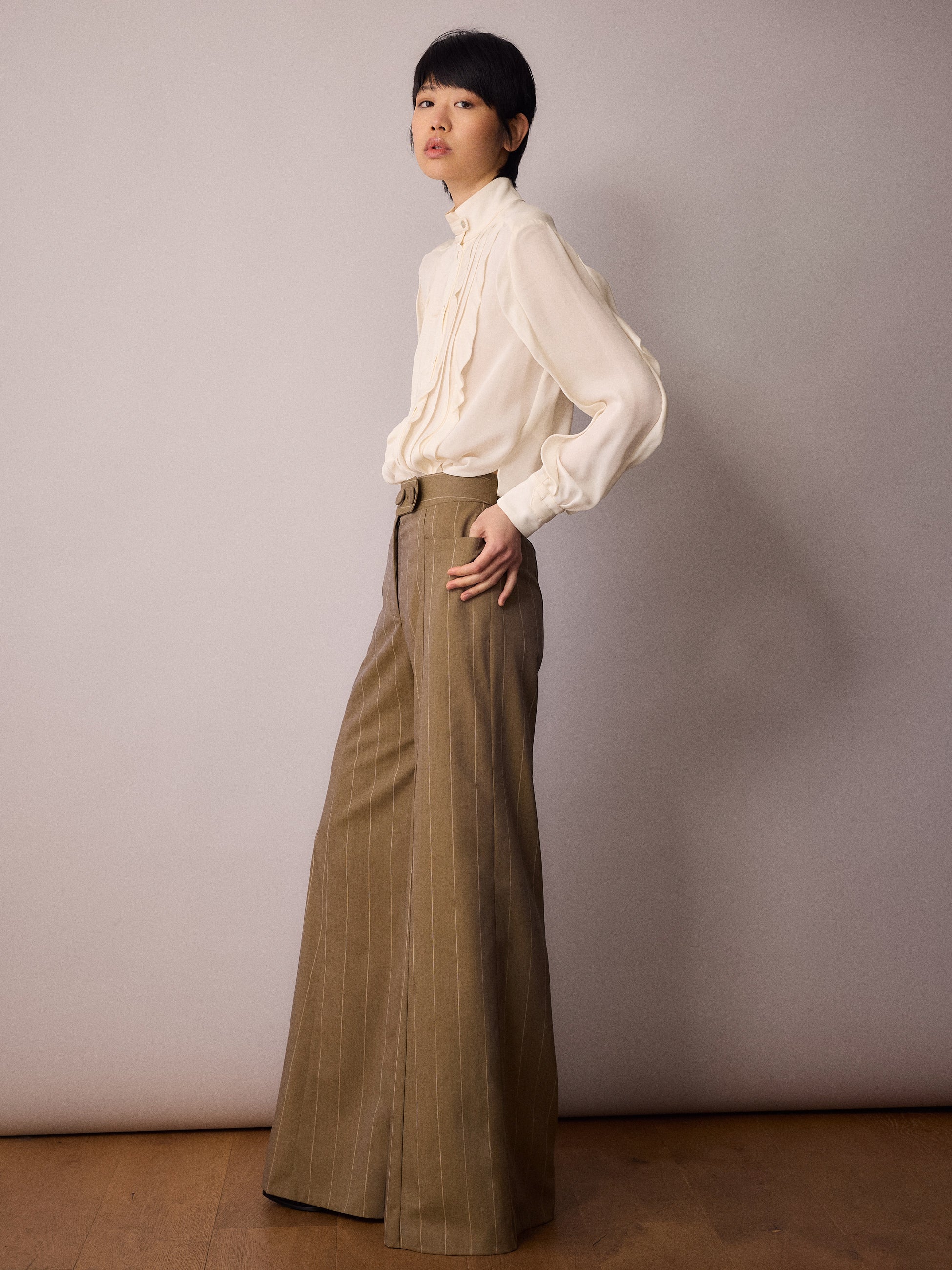 Anderson Trouser / Sand Pinstripe