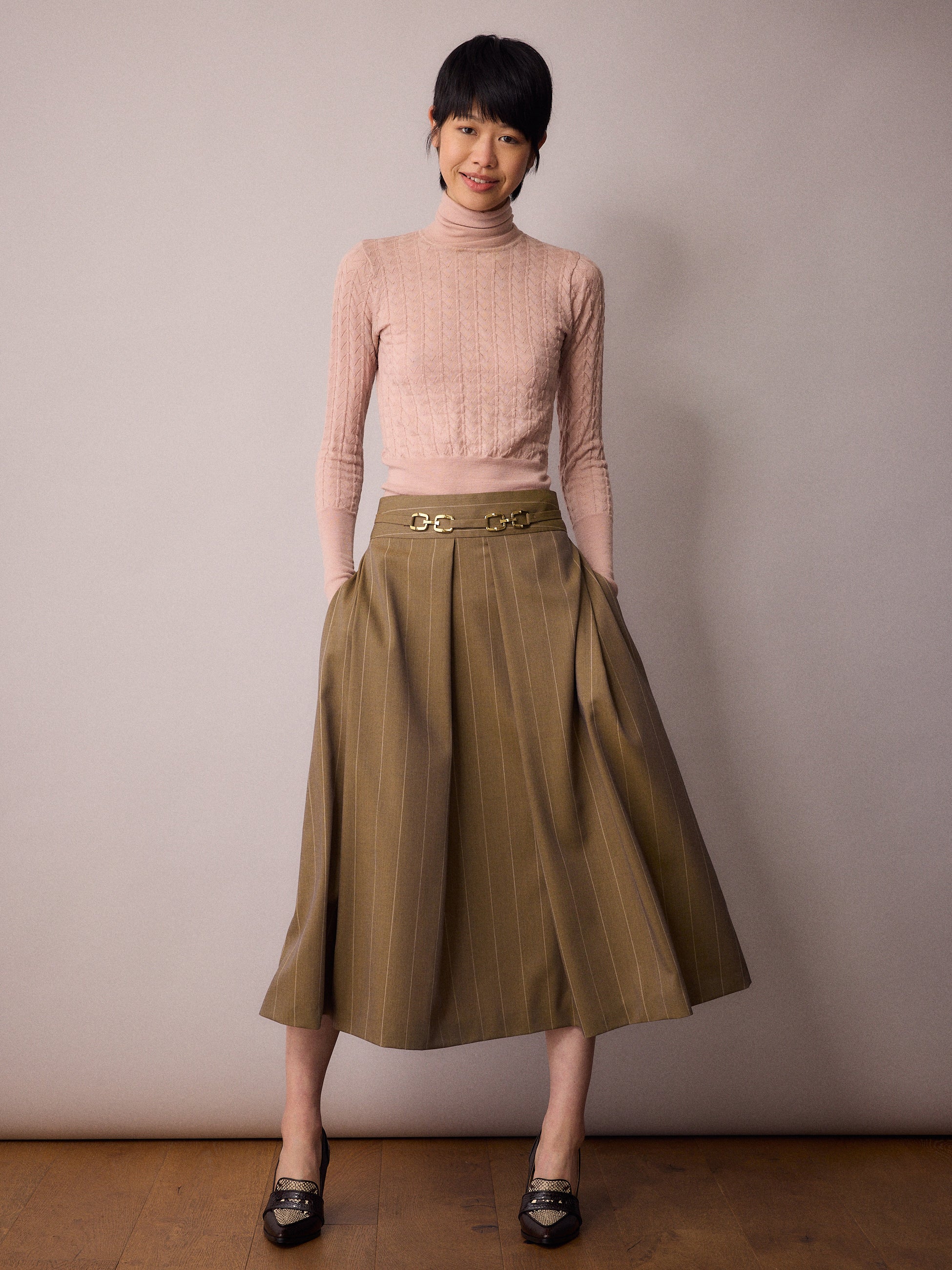 Marlo Box Pleat Skirt / Sand Pinstripe